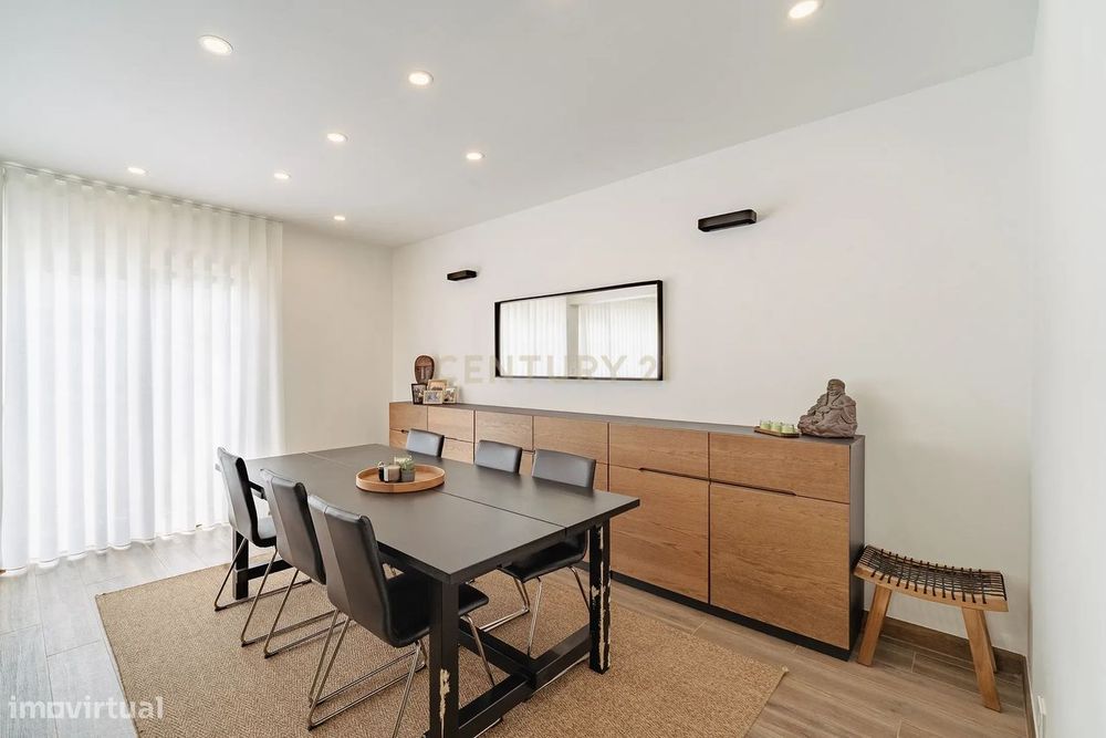 Apartamento T3 em Carnaxide, Lisboa
