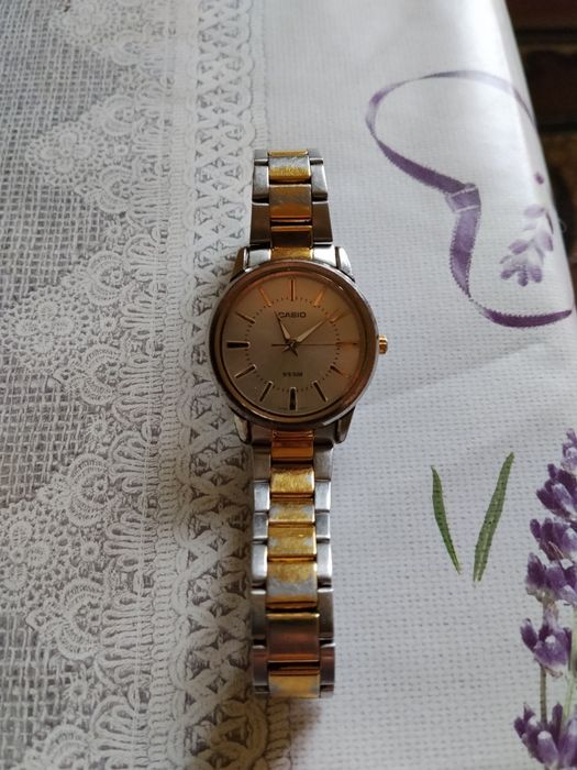 Часы casio женские