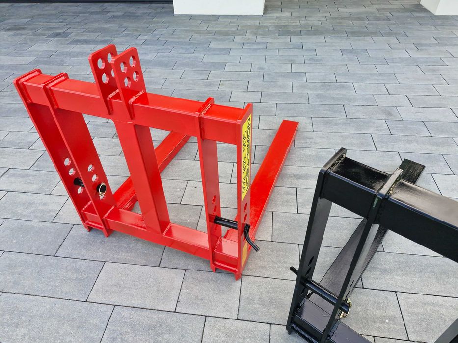 paleciak na tył ciągnika, widły do palet, 4 uchwyty mocujące, nowość