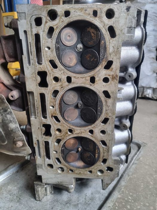 Гбц Головка Peugeot 607 3.0 XFX ES9J4S 407 807 Citroen C5 C8