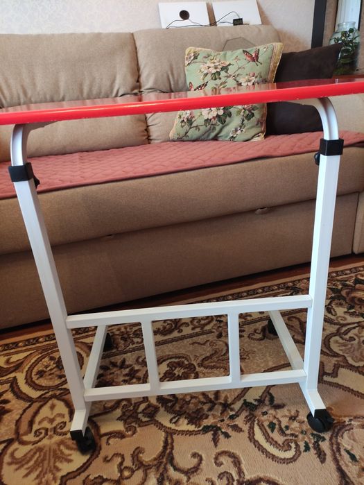 Комп'ютерний журнальний столик