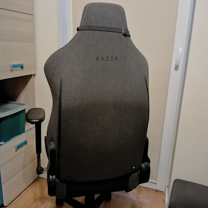 Fotel RAZER ISKUR używany