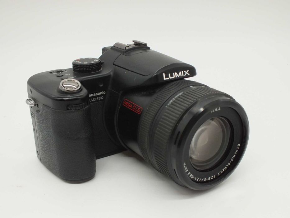 Aparat Lumix DMC-FZ30