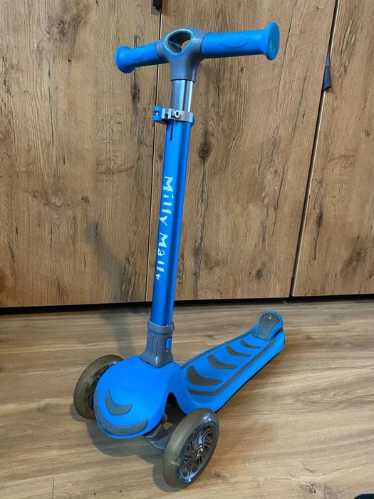 Trójkołowa Hulajnoga Boogie Scooter Milly Mally