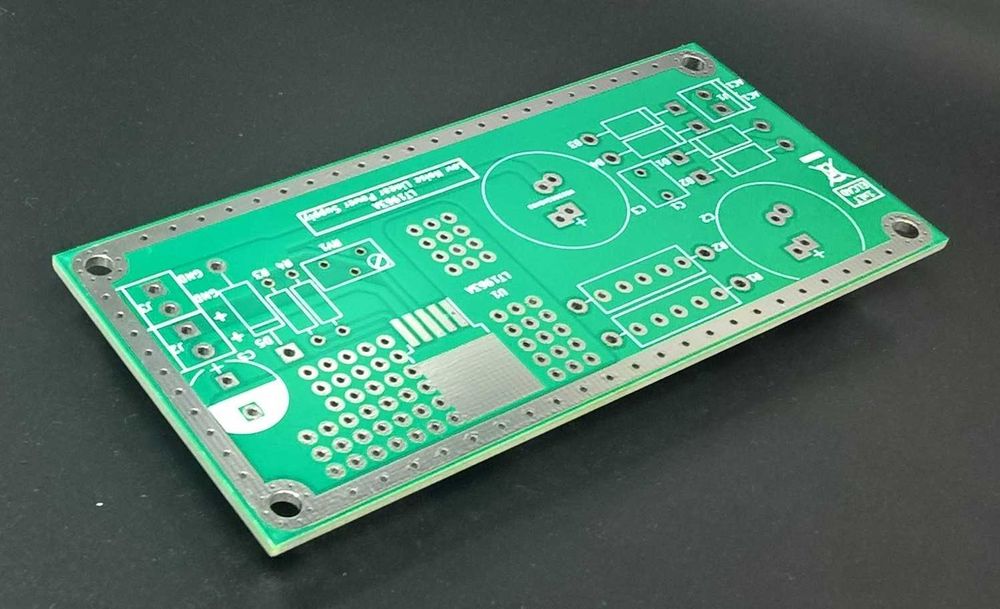 Płytka pcb - Zasilacz niskoszumny LT1963