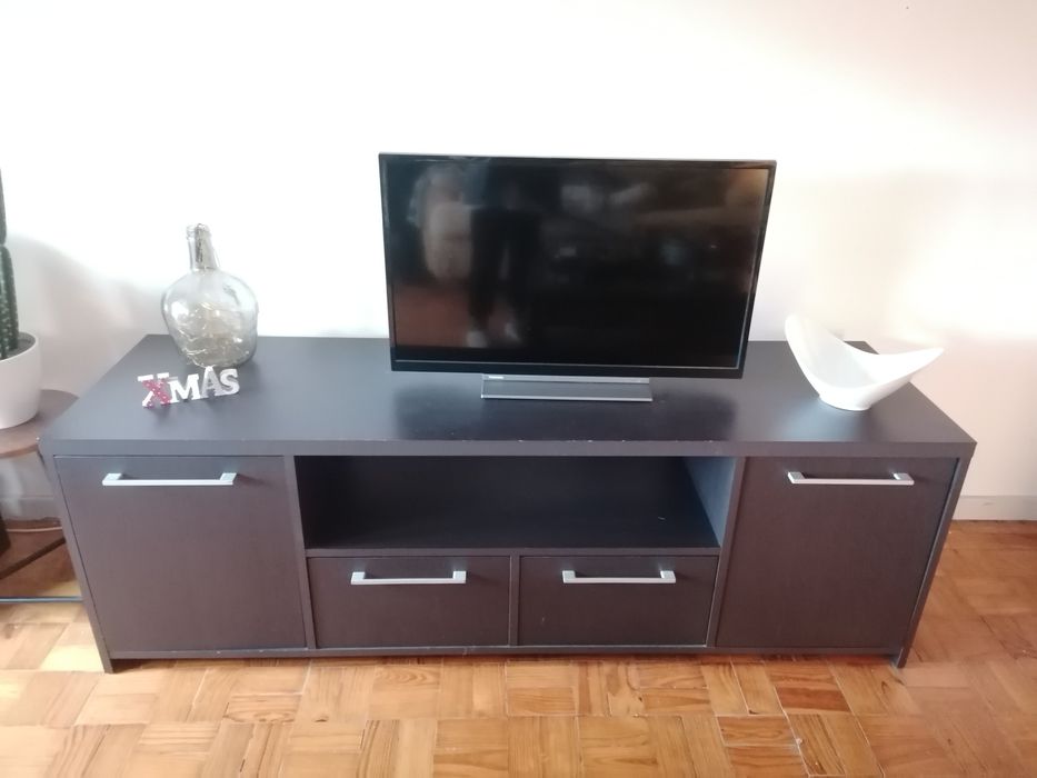 Móvel TV preto-acastanhado