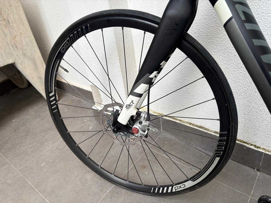 Bicicleta de Estrada - Specialized