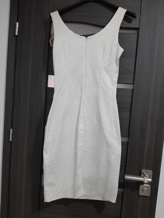 Sukienka dopasowana wesele