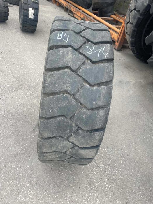 28X9-15 Carlise PWT JJ814