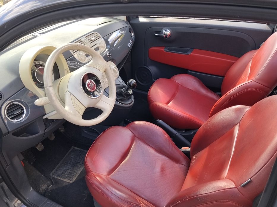 Fiat 500C 1.3 Multijet Lounge – Descapotável, Interior Pele Vermelha
