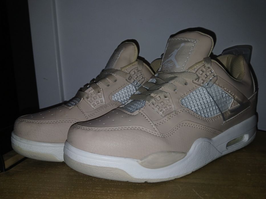 Jordan 4.       .