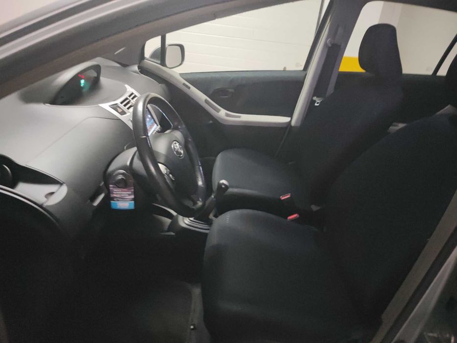 Toyota Yaris — fotografia 6
