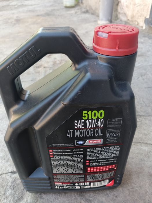 Motul Масло 10w-40  4t новое запечатаное
