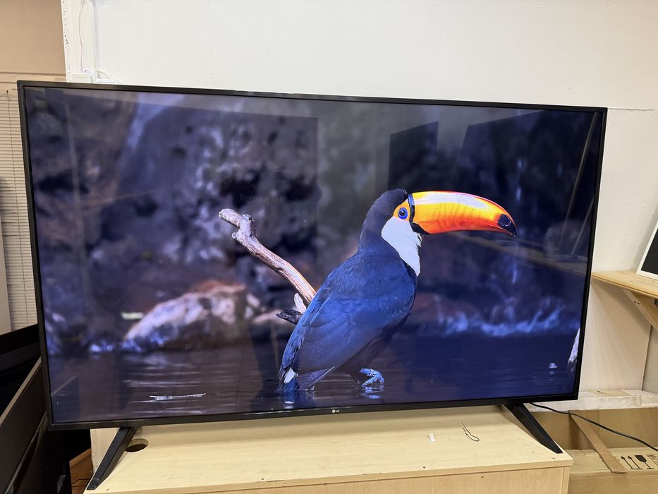 Телевізор LG 65 діагональ 4K .WebOS практично 21 рік