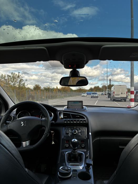 Peugeot 3008 в хорошій комлектації
