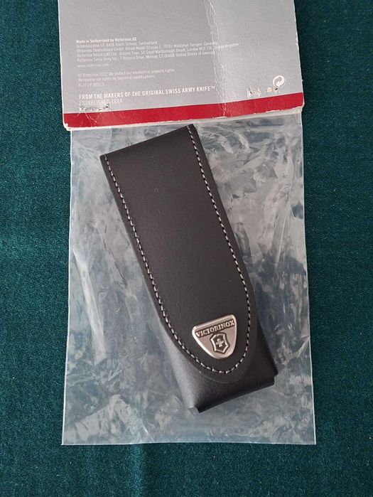 Bolsa grande em pele preta Victorinox 4.0520.3 - nova