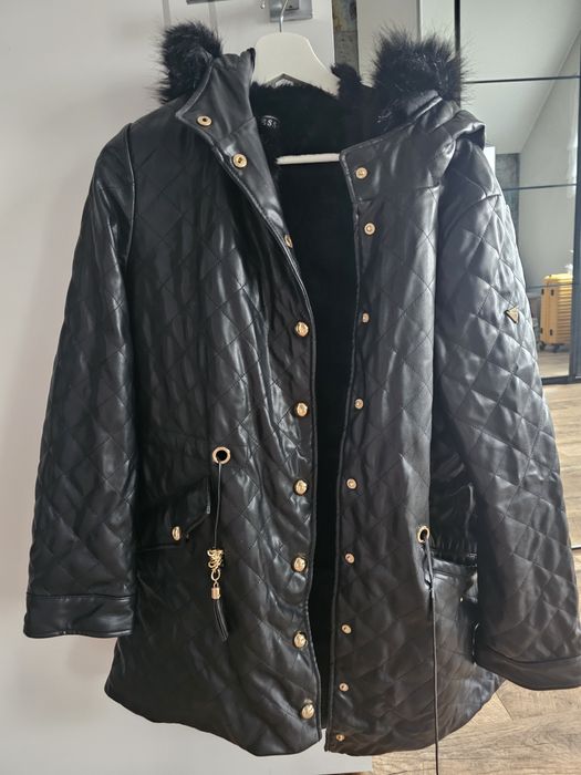 Czarna kurtka guess L/ 40 a'la skóra pikowana
