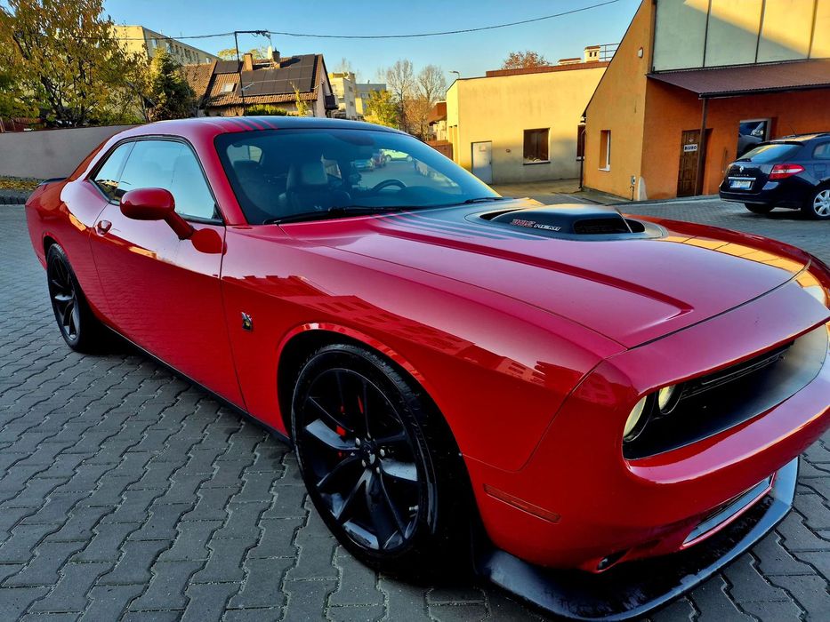 Dodge Challenger 80 tyś km - Hemi Piękny
