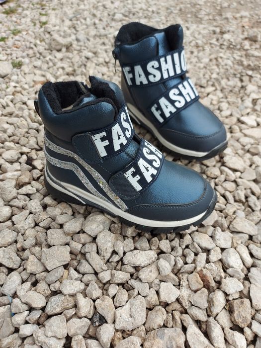 Зимові чобітки для дівчат