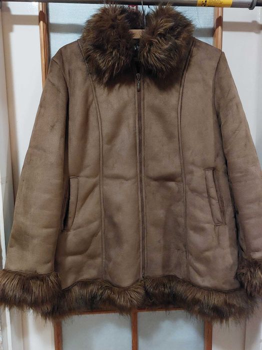 Kożuch damski z kapturem - Jelfs