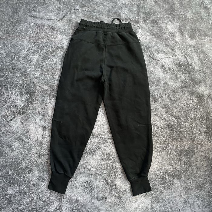 Спортивные штаны Nike tech flece