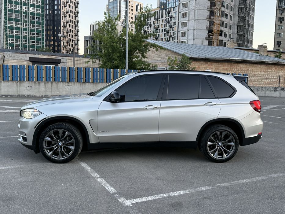 BMW X5 F15 3.0 бенз