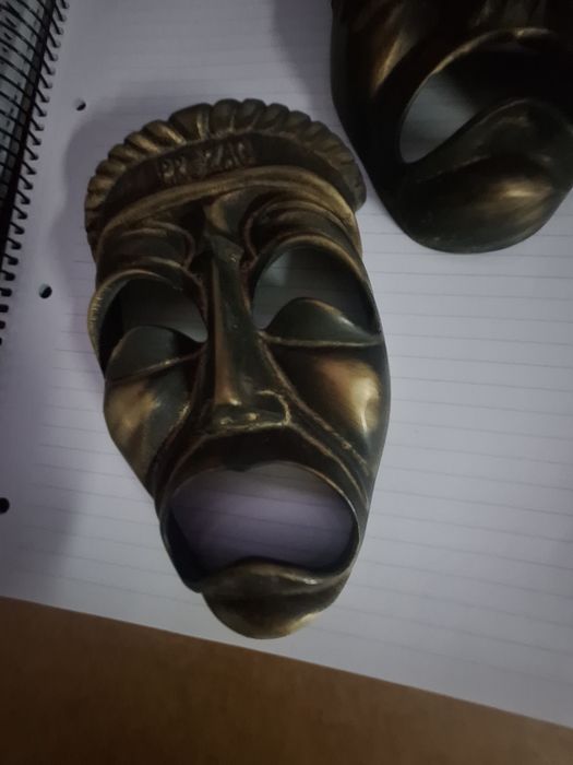 Duas máscaras de origem Africana