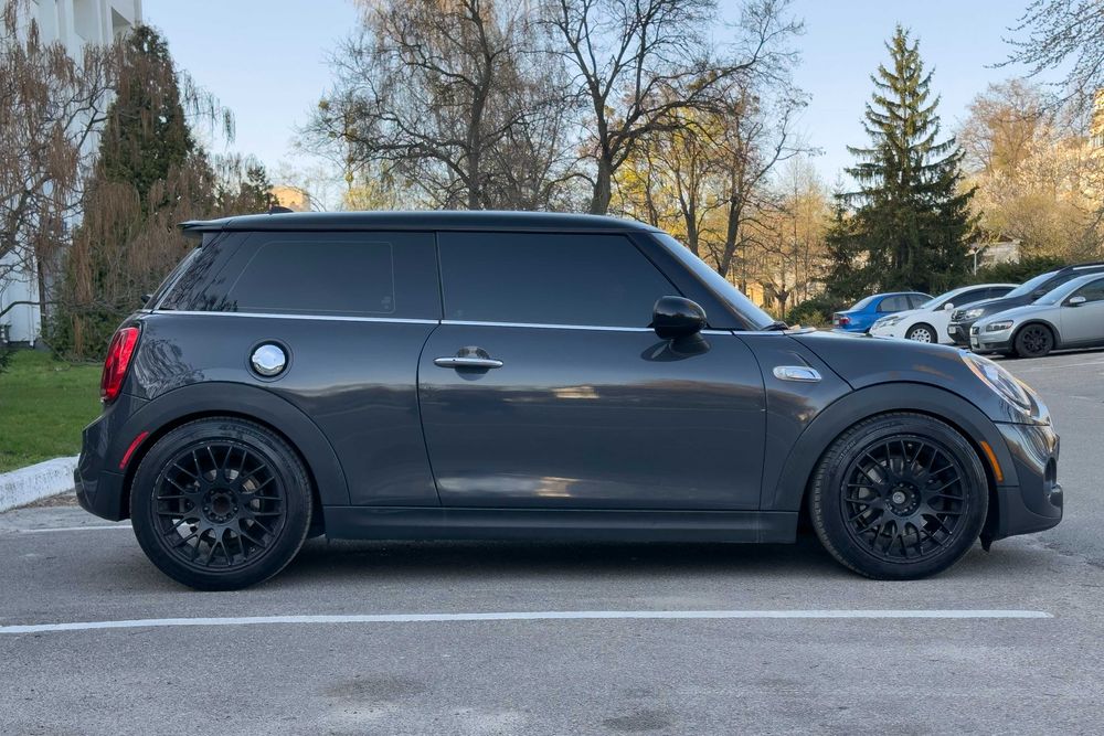 Mini Cooper S F56S 2014 carplay, harman kardon. jcw кермо