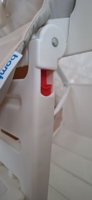 Стільчик для годування