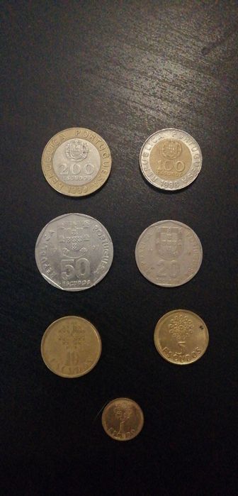 Moedas de escudos