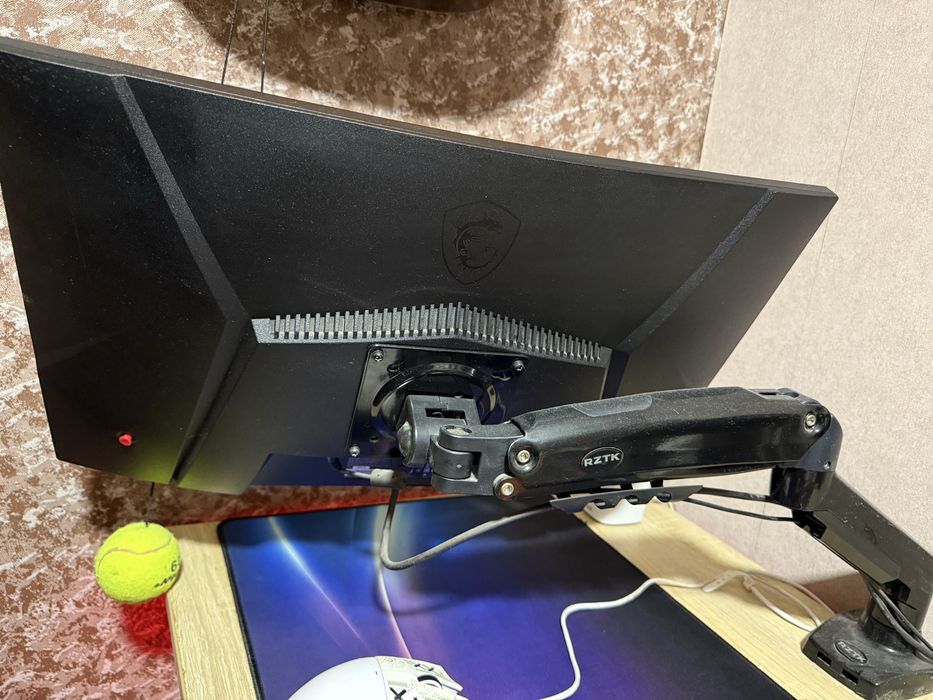 Игровой монитор MSI 144Hz. Состояние нового