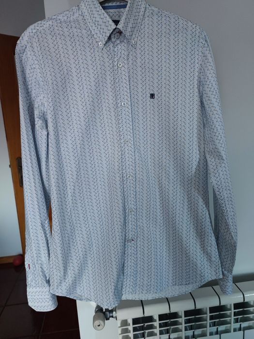 Camisa nova Lion of Porche