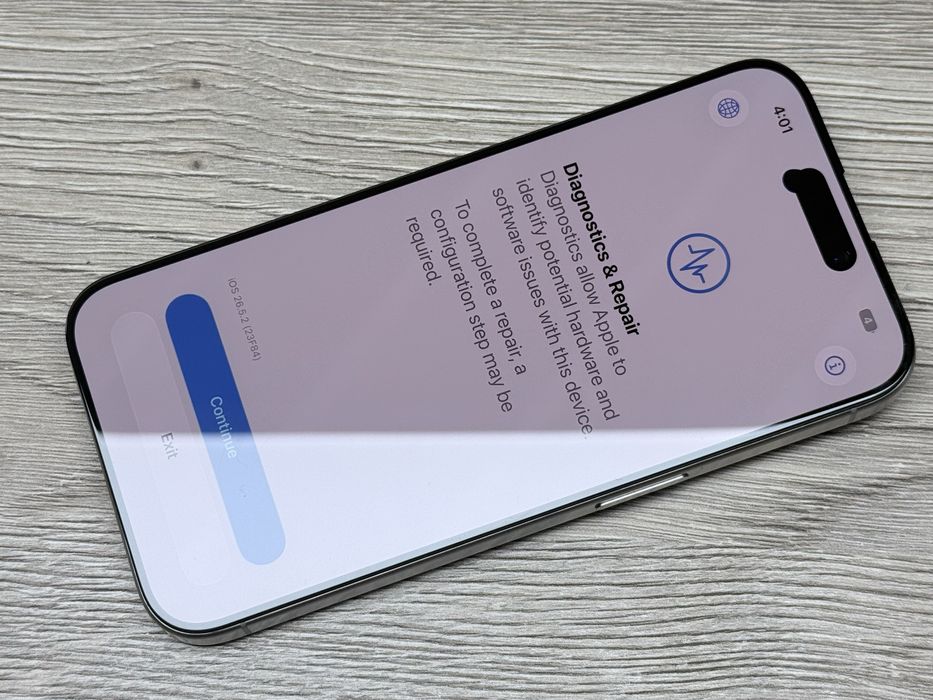 Oryginalny ekran wyświetlacz Apple iPhone 15 Pro demontaż wymiana