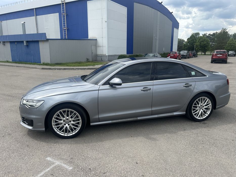 Продам Audi A6 C7 2016 модельного ряда