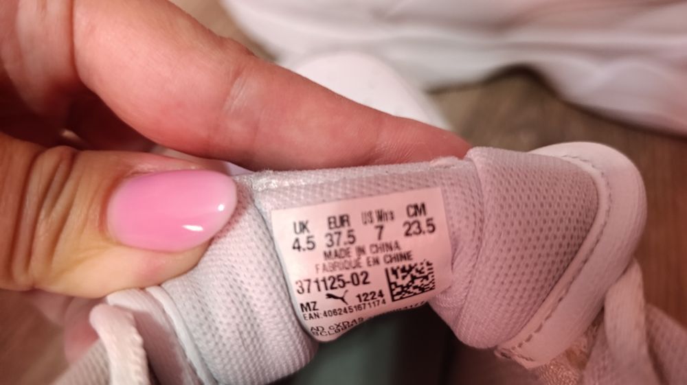 Продам кросівки Puma,розмір 37,5
