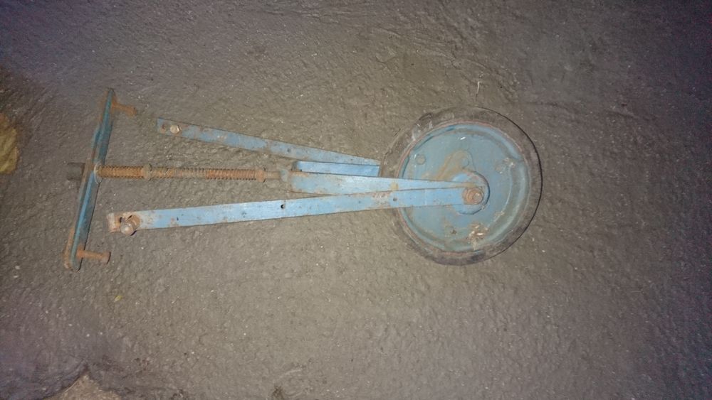 Колеса опорні для культиватора чи плуга