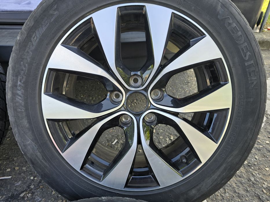 Продам оригінальні диски R17 від Renault /Nissan