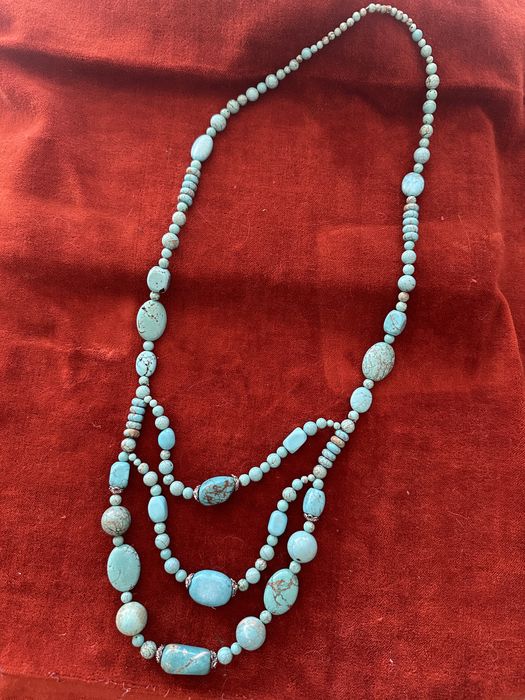 Grande colar de turquesas