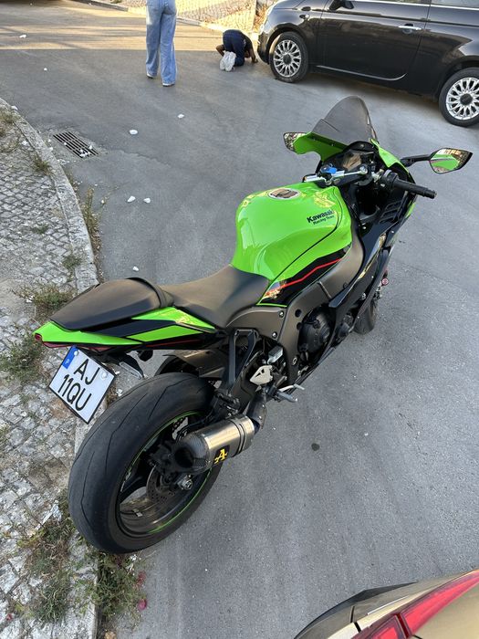 KAWASAKI ZX-10R (negócio em vista)
