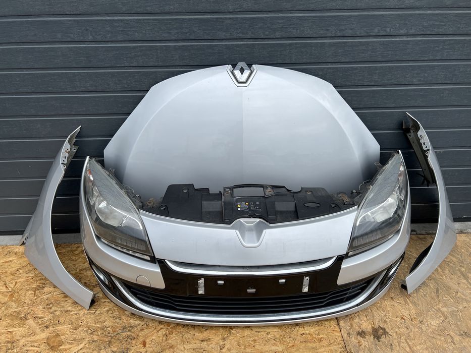 Бампер фара капот крило Renault Megane 3. 2012-2013 Рестайлинг