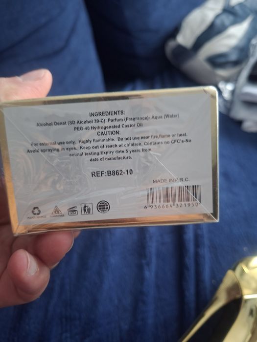 Nowe perfumy do sprzedania