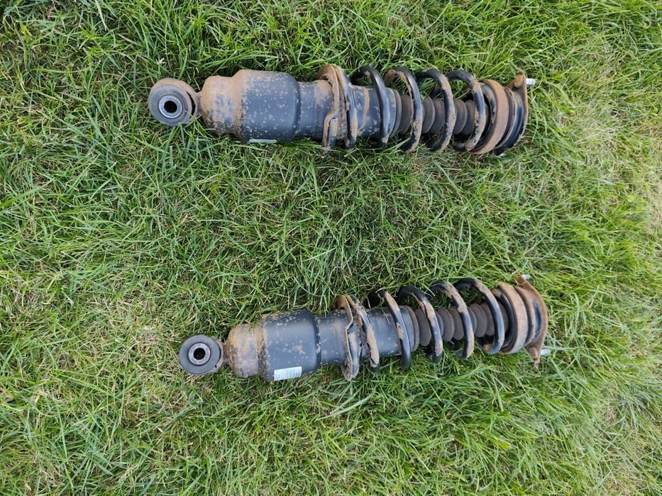 Амортизаторы комплект Subaru outback bp 2005-2009 20365AG300