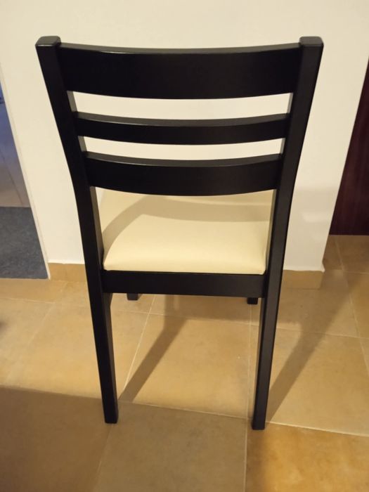 Conjunto Mesa com 4 Cadeiras