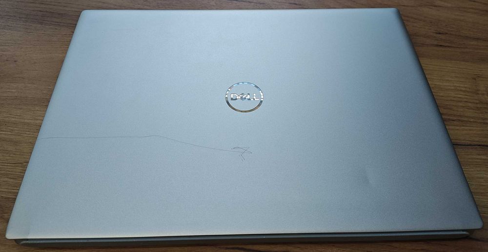 Dell Inspiron 16 5620 i5 1235U/16  GB/256 GB SSD/16 FHD