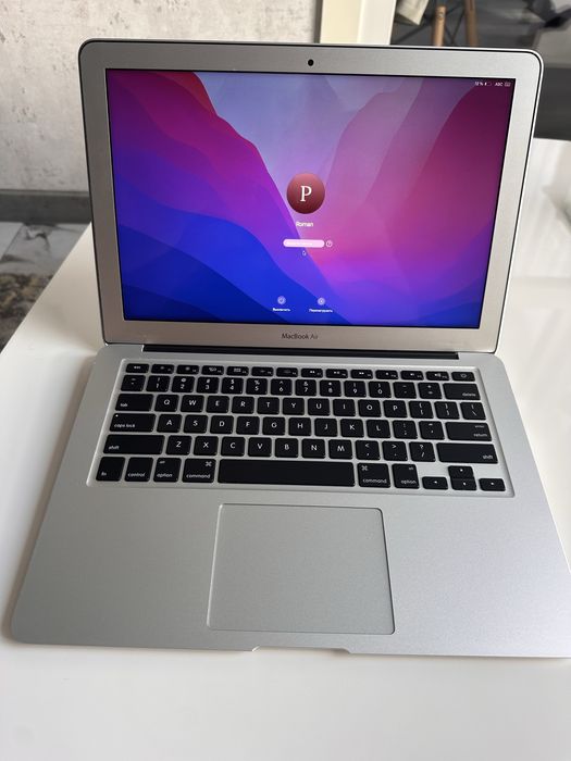 MacBook Air 13" (2017) / i5 / 8 GB / 128 gb Задовільний стан
