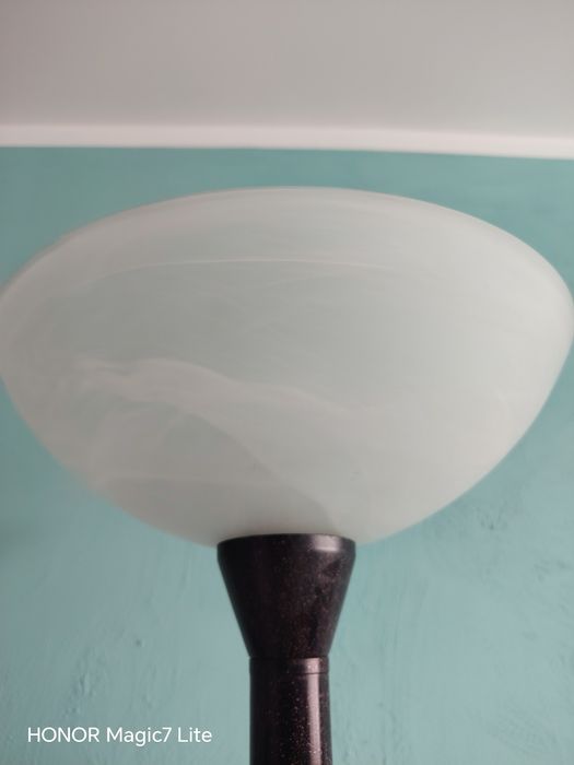 Lampa nocna stojąca