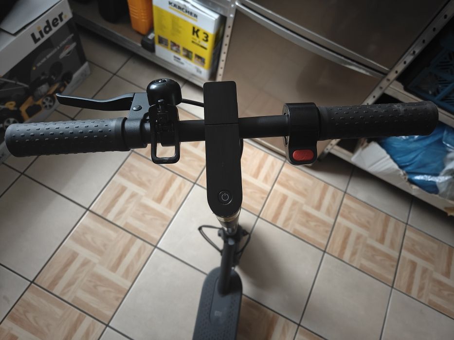 Hulajnoga elektryczna Xiaomi PURE