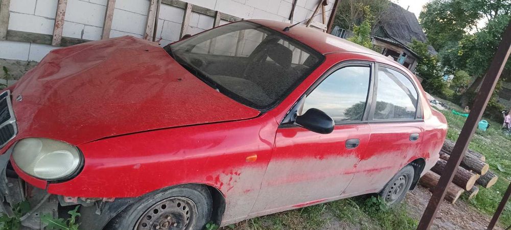 Ланос на запчастини або відновлення