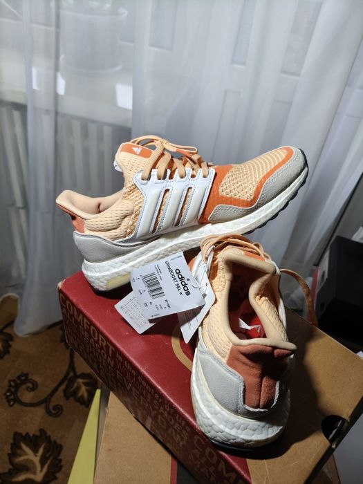 Кроссовки Адидас