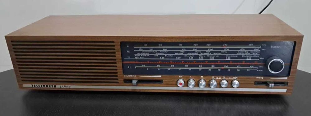 Rádio Telefunken JUBILATE 501 (rádio antigo de 1973)